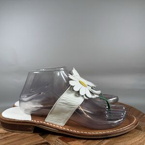 JACK ROGERS Women's Signature Flat Thong Sandal White Flower Size 10